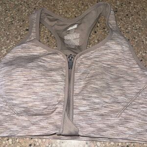 Avia sports bra size XXL. Good condition and from a smoke-free home.